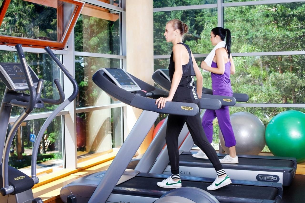 Отель Hotel Yastrebets Wellness & Spa Боровец-36