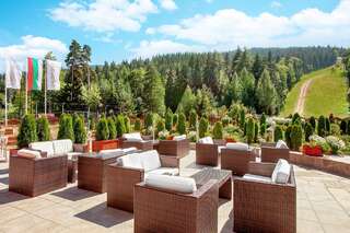 Отель Hotel Yastrebets Wellness & Spa Боровец-4